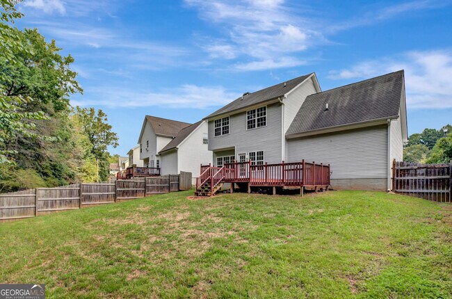 Building Photo - 77 Crescent St