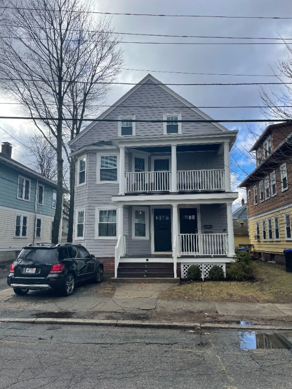 Building Photo - 157 4th St