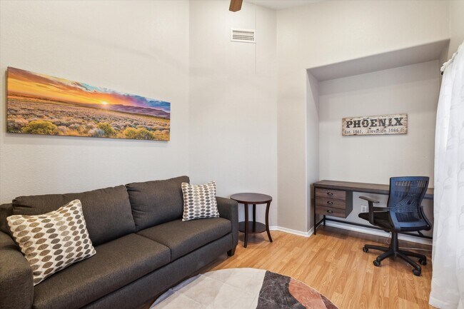 Building Photo - 18119 W Sammy Way