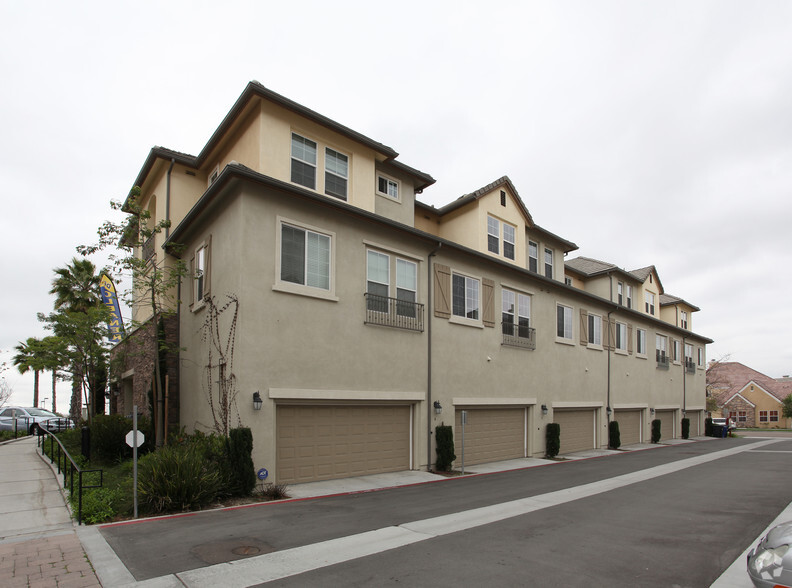 Building Photo - Marquis at Otay Ranch