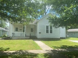 Building Photo - 510 E South Ave