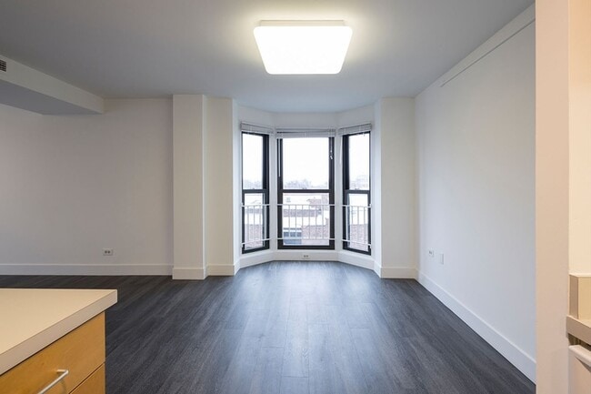 Floorplan - 1400 E. 57th Street