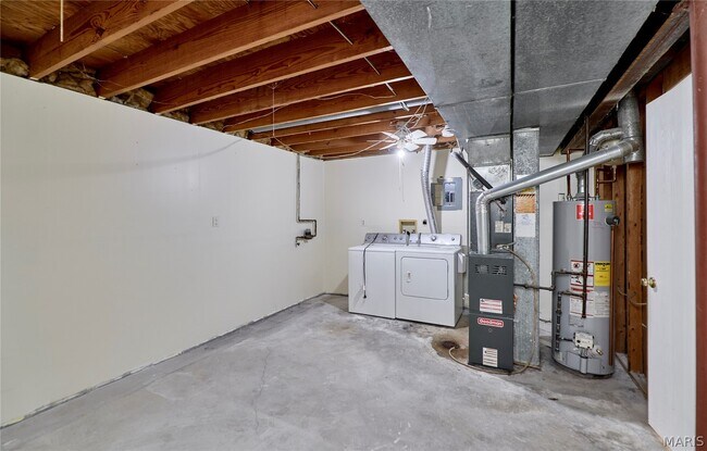 Building Photo - 61 Woodlake Ct