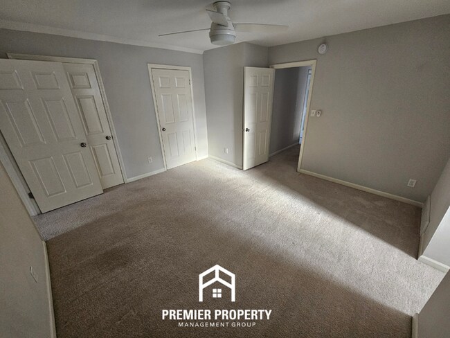 Building Photo - Executive 4BR Estate in Dogwood Trails | Houston High Schools & Designer Finishes