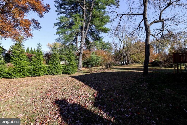 Building Photo - 10622 Cavalcade St