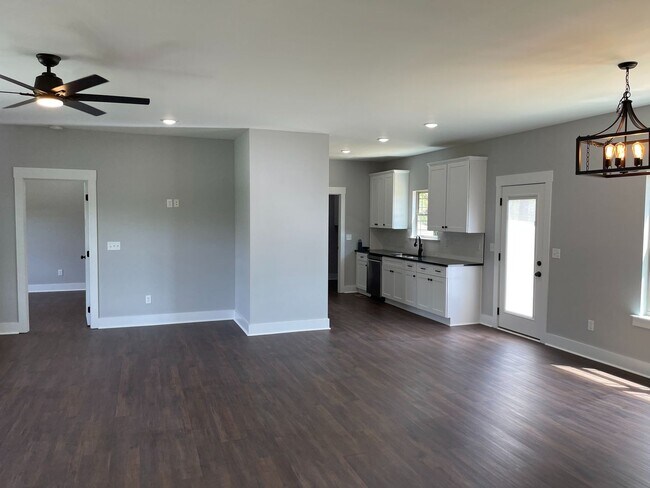 Building Photo - Available NOW! Charming 3 Bedroom, 2 Bathroom Home — Built in 2021