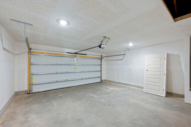 Building Photo - 2835 Patriot Ridge Dr