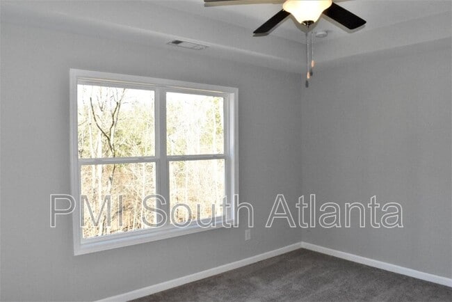 Building Photo - 143 Misty Grove Ln