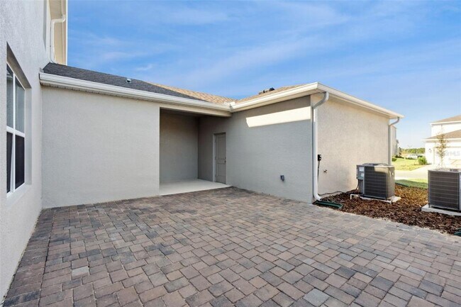 Building Photo - 2888 Haze Rd