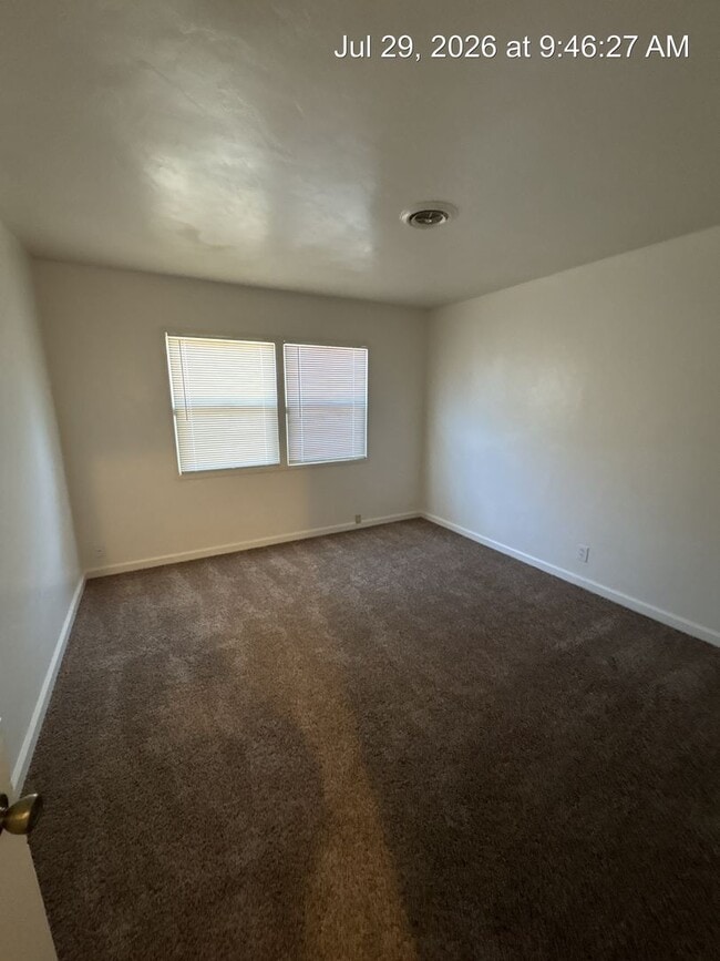 Building Photo - 3861