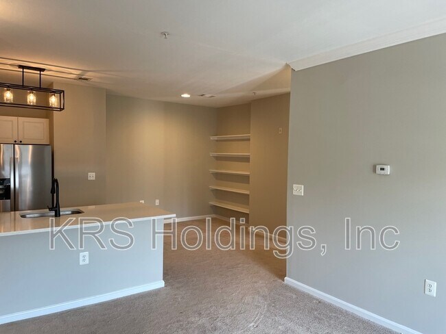 Building Photo - 11399 Aristotle Dr