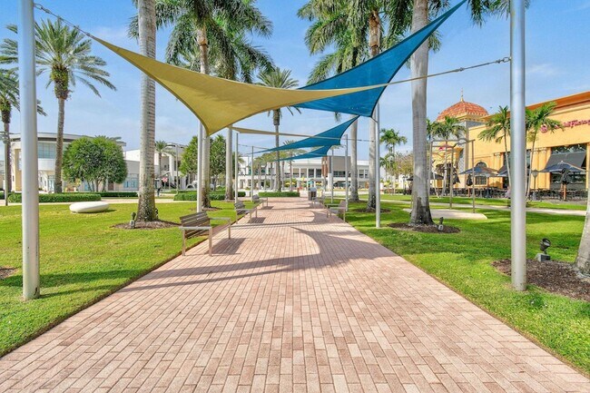 Building Photo - 3610 Gardens Pkwy