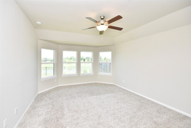 Building Photo - 1214 Oak Barrel Run