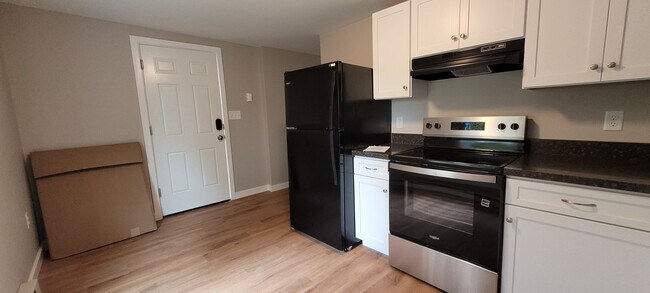 Primary Photo - 220 Rosedale Ave