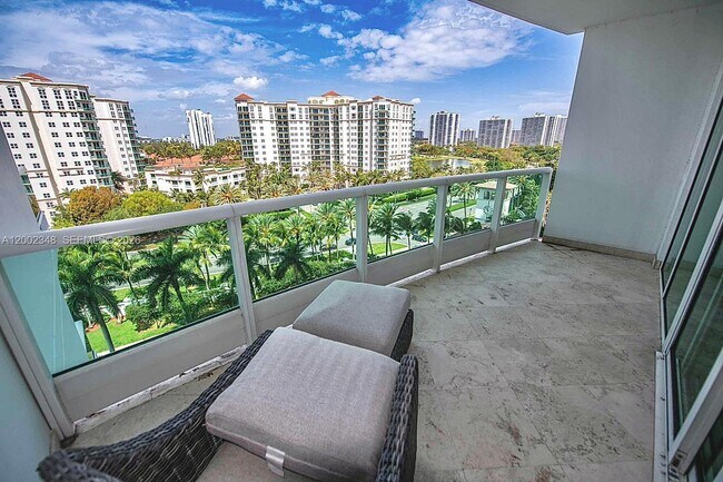 Building Photo - 19955 NE 38th Ct