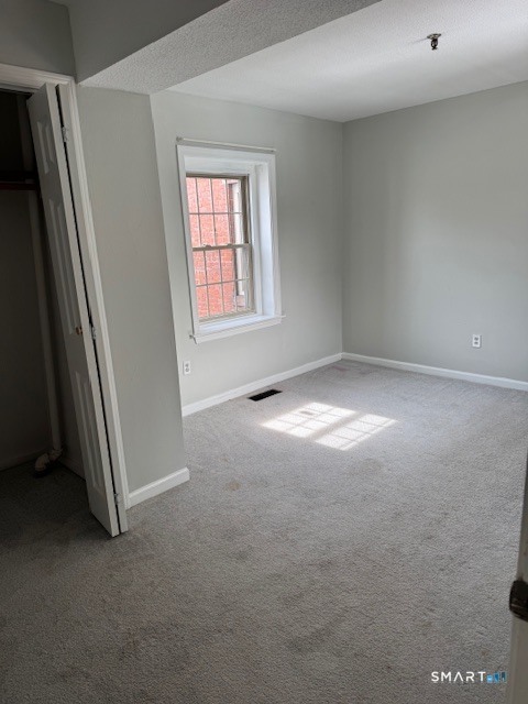 Building Photo - 1 Russell St