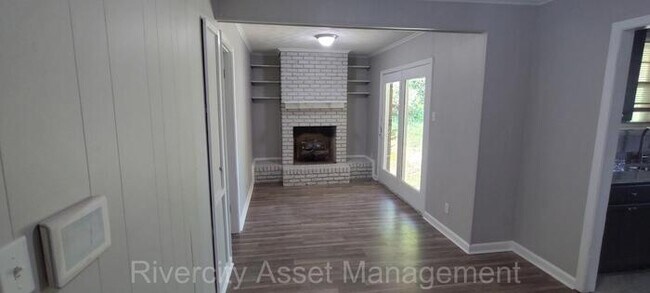 Building Photo - This Is A Must See!! Section 8 Friendly!!!