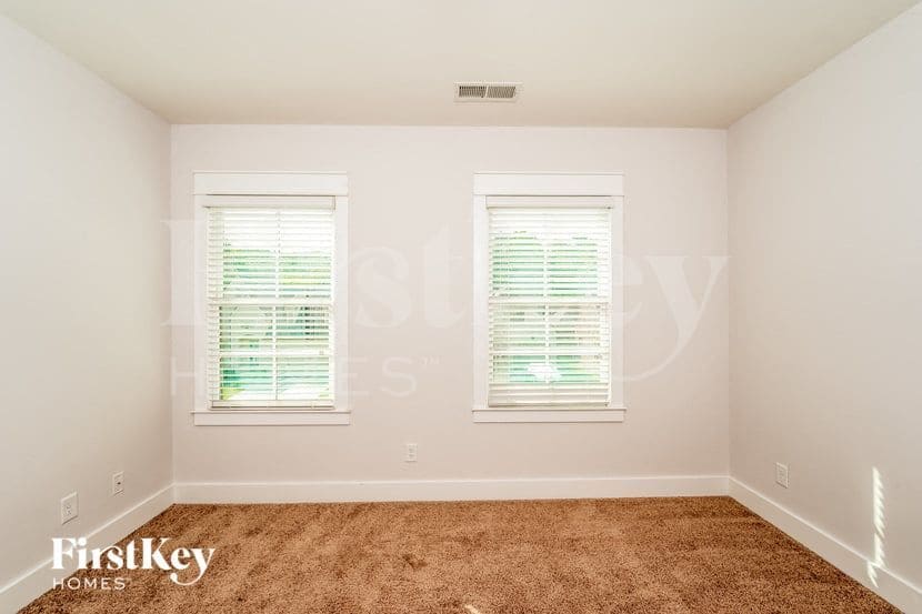 Building Photo - 3268 Chase Ct