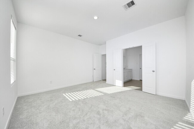 Building Photo - 16310 Chestnut Hvn Ln