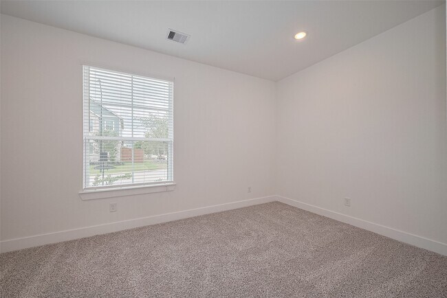 Building Photo - 7746 Meadow Mouse Ln