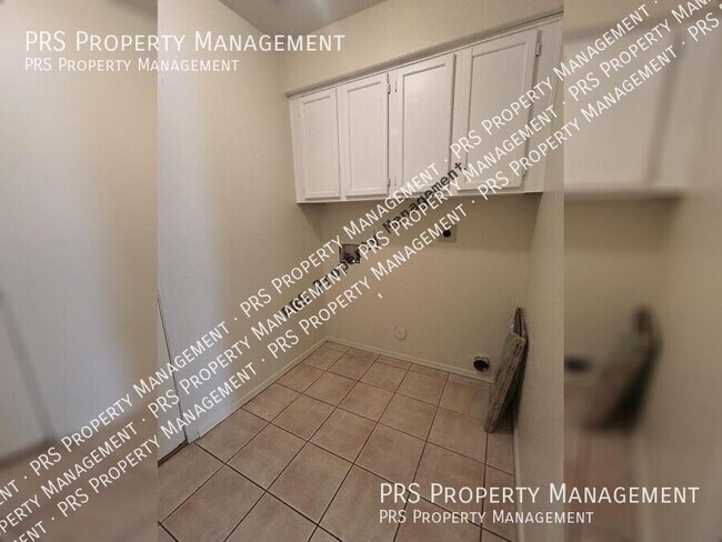 Building Photo - 51 N Del Pueblo Pl