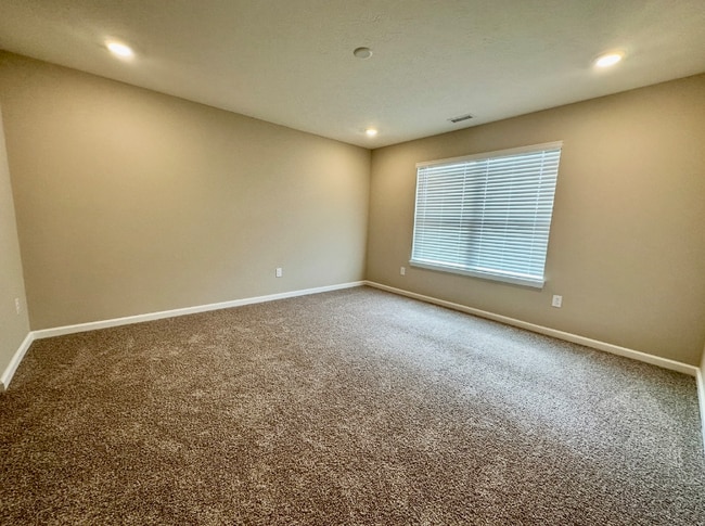 Building Photo - 5344 Orwell Ct