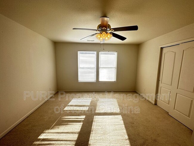 Building Photo - 723 Skywatch Ln
