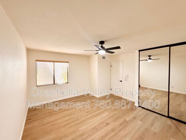 Building Photo - 41595 Navarre Ct