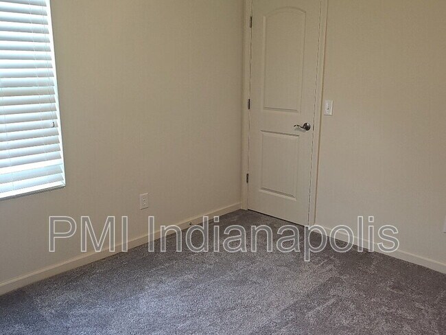 Building Photo - 15364 Staffordshire Wy