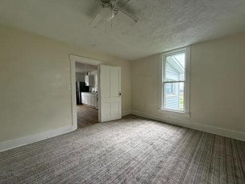 Building Photo - 1706 S High St