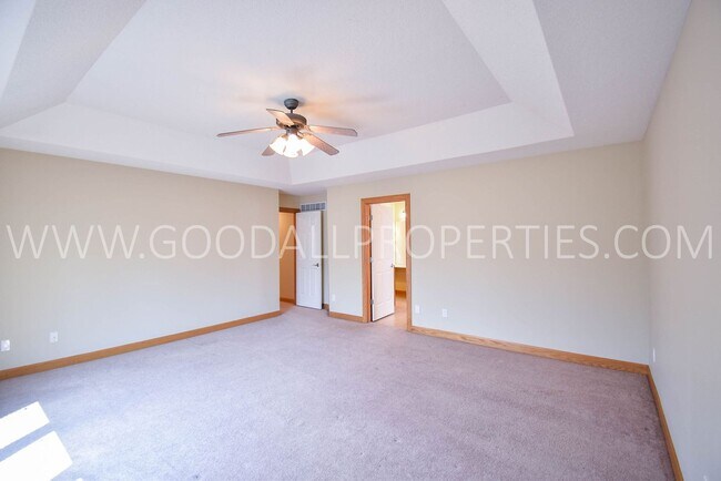 Building Photo - Executive Home with 4 Bedrooms, 2.5 Bath I...
