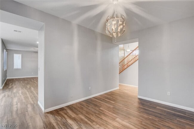 Building Photo - 5643 Almocita Ct