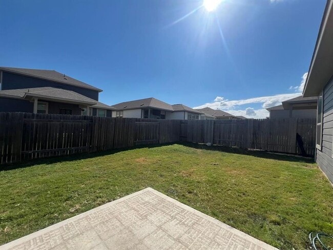 Building Photo - 124 Old Stage Coach Rd