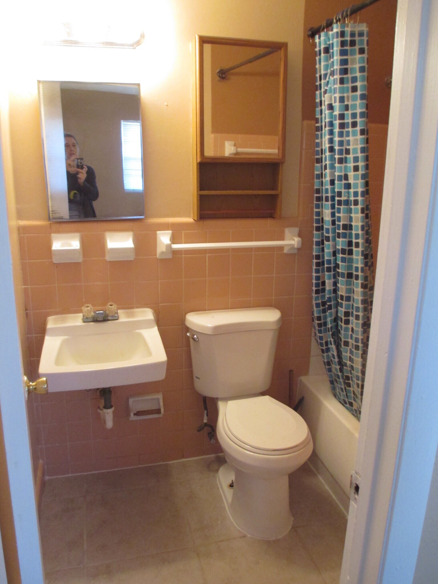 Building Photo - 1717 Dixon Blvd