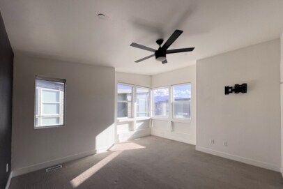 Building Photo - 7740 Rooftop Dr