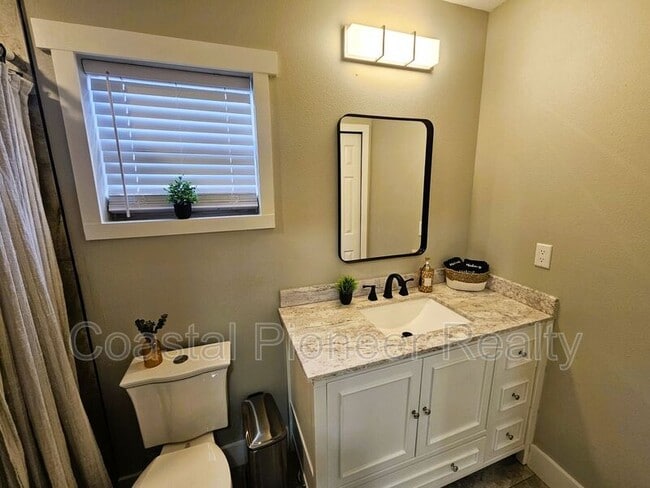 Building Photo - 8711 N Wick Pl