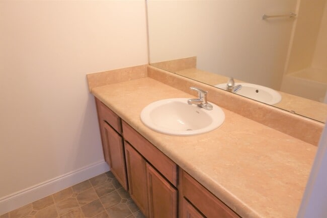 Building Photo - 28 Tigris Way