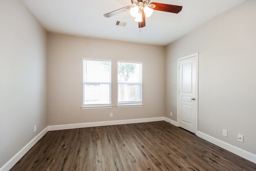 Building Photo - 20315 Shire Ridge Ln