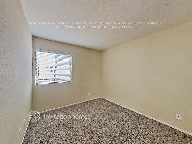 Building Photo - 45362 Zuma Dr