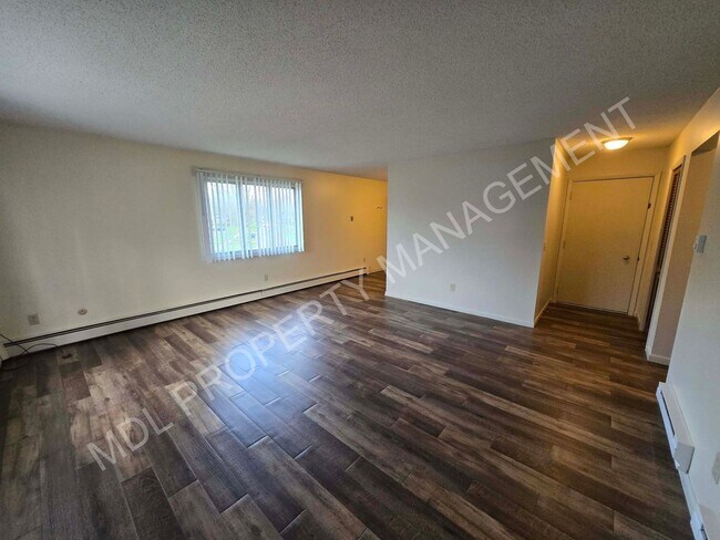 Building Photo - 3295 Ramond St