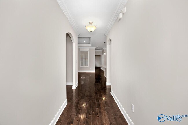 Building Photo - 74 NW Moore Farm Cir