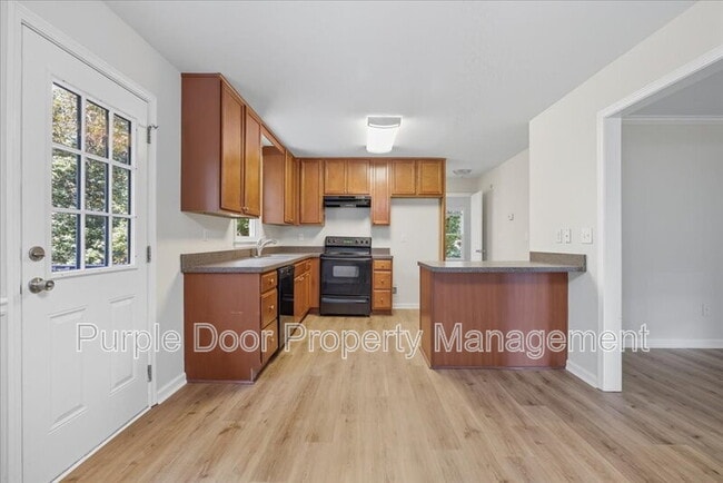 Building Photo - 4201 Autumn Lake Dr