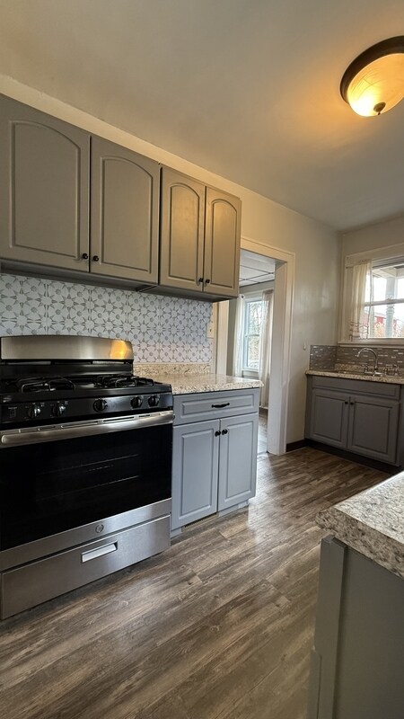 Building Photo - 136 Arkansas Ave