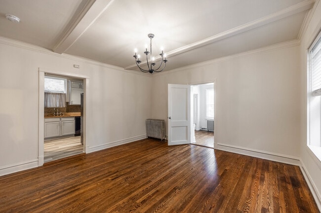 Building Photo - 1432 W Jonquil Terrace