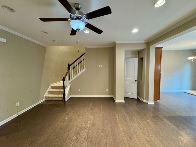 Building Photo - 9623 Glenburn Ln