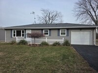 Building Photo - Three bedroom home in North Baltimore