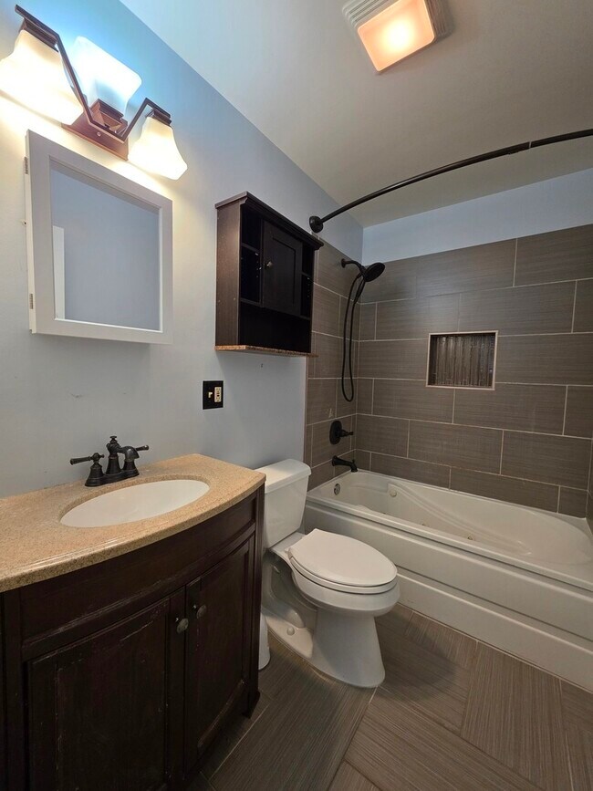 Building Photo - 6739 S Merrill Ave