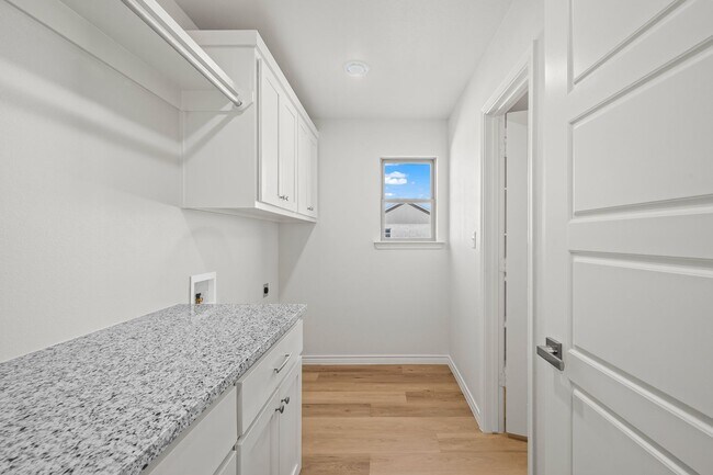 Building Photo - Country Living In Roosevelt ISD!