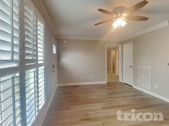 Building Photo - 113 Homestead Pl