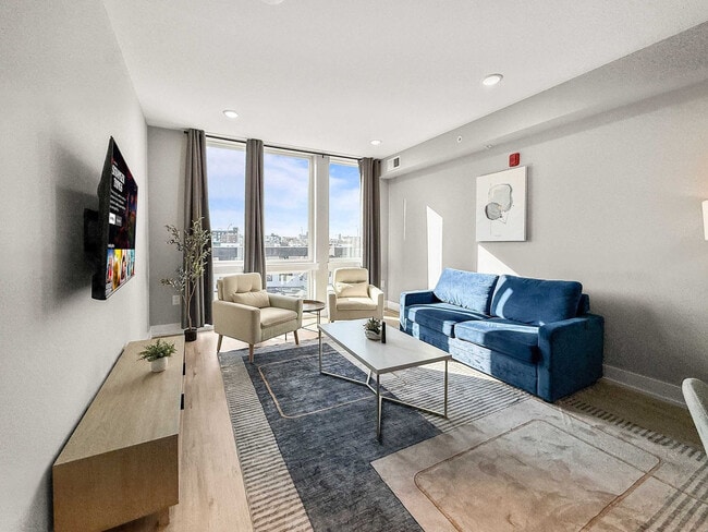 Building Photo - 626 N Delaware Ave